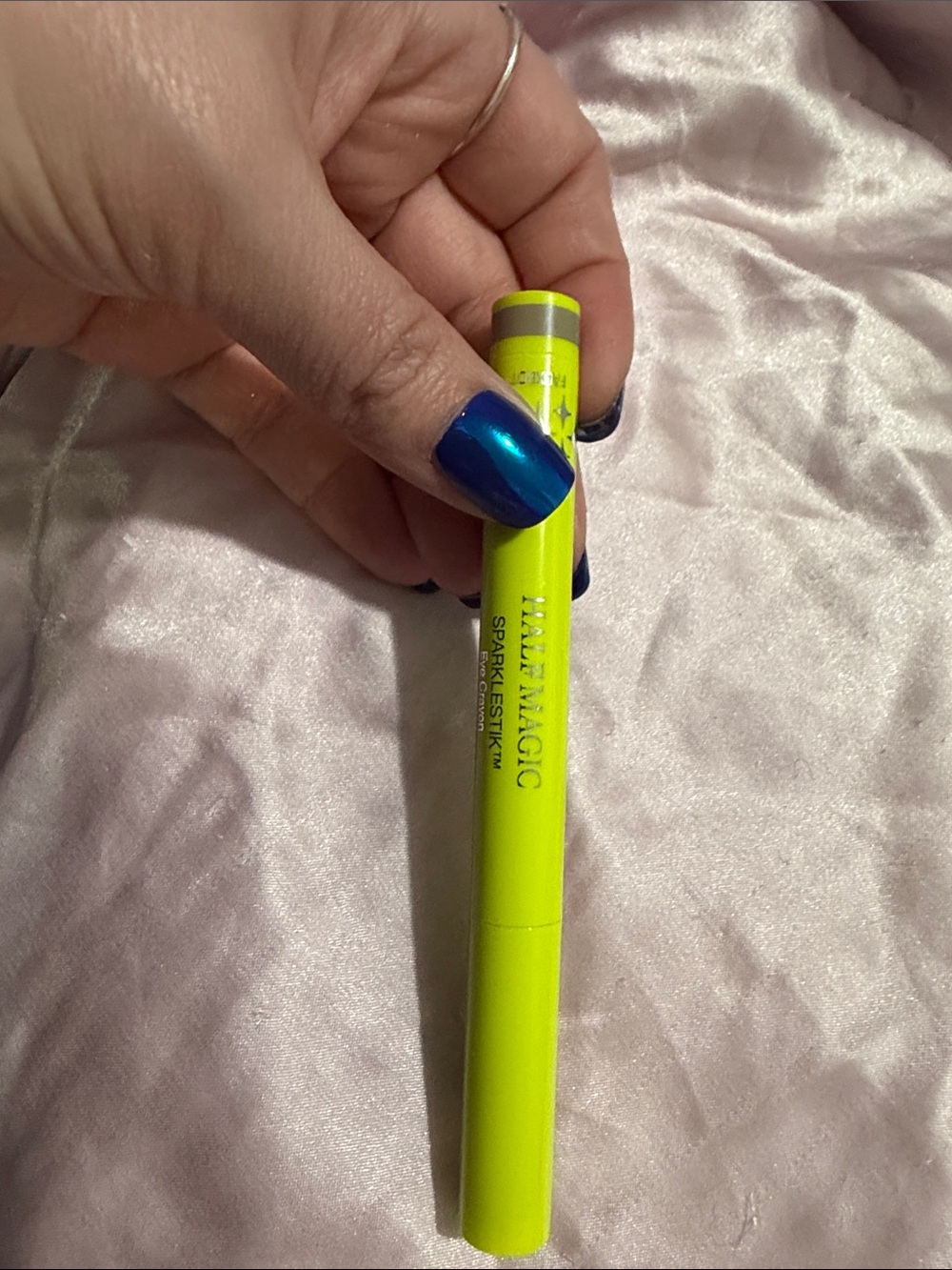 Sparklestick eye crayon